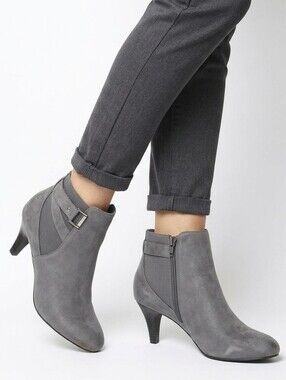 Dexflex Comfort Boots Size 11 Ankle Booties Gray Grey Faux Suede Heels Preowned